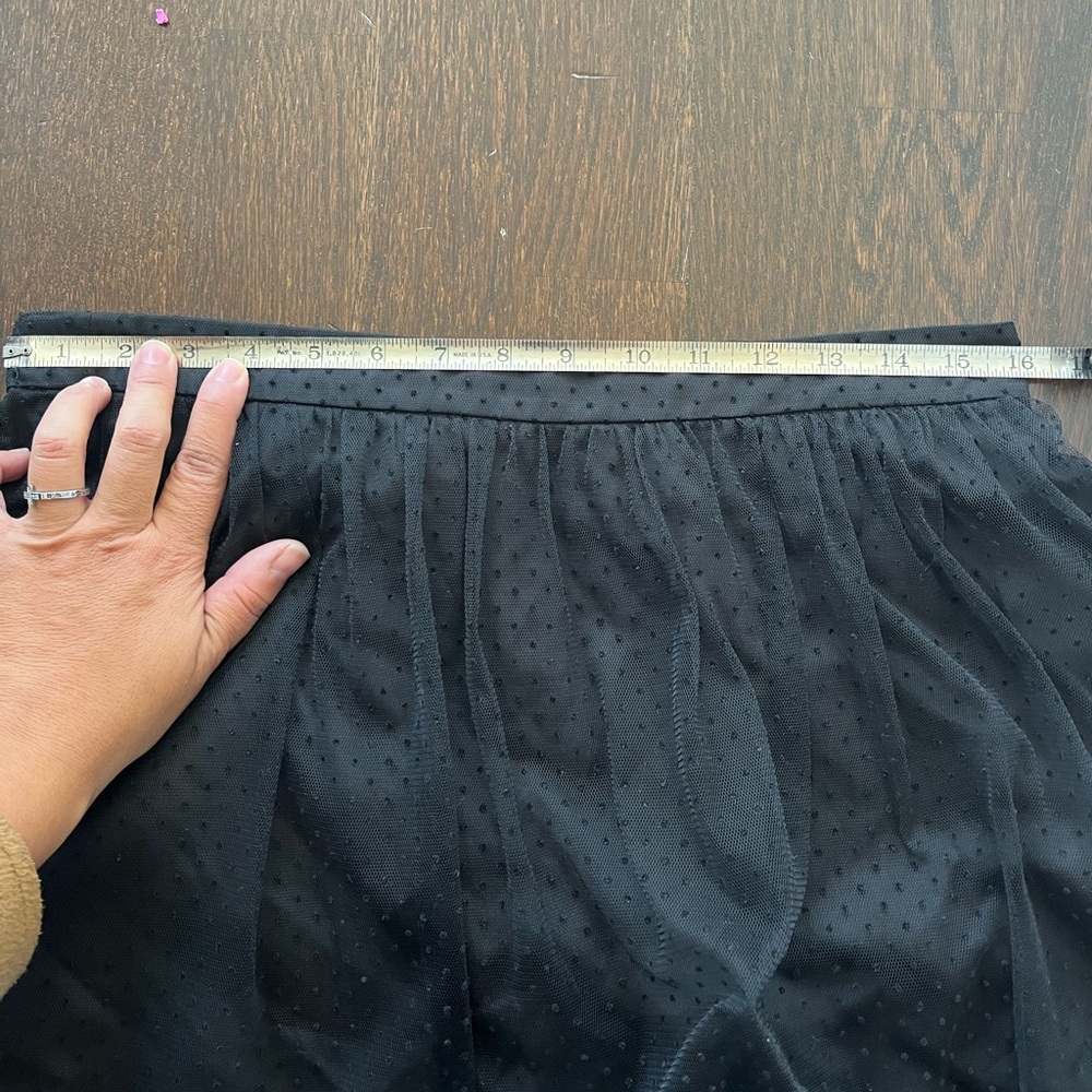 J. Crew Black Midi Tulle Skirt Size Medium - Picture 6 of 7